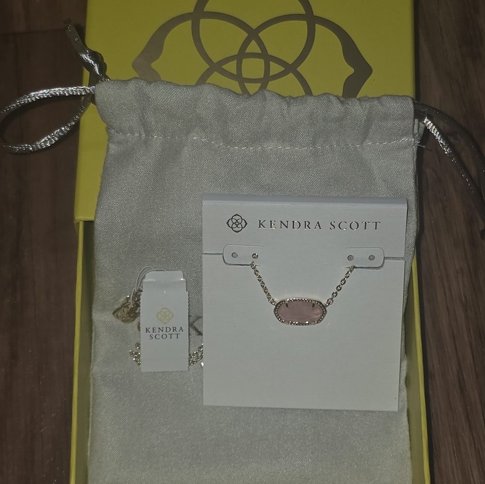 Kendra Scott Pink and Gold Elisa Necklace - Picture 4 of 5